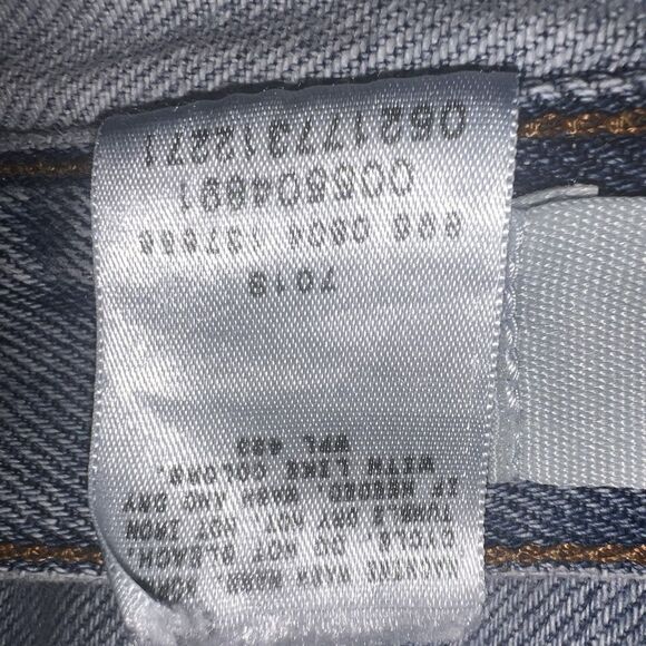 Vintage Levi’s 550 Men’s Relaxed Tapered Jeans 32x28 (Tag 33x30) Blue Stonewash - Picture 9 of 11